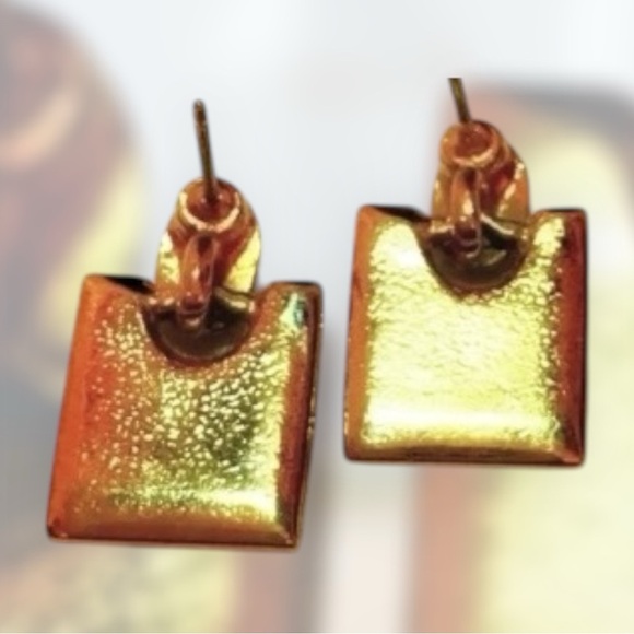 Green Polished Stone & Gold Tone Earrings w/Stud Posts & Rubber Back Closures - Picture 2 of 5